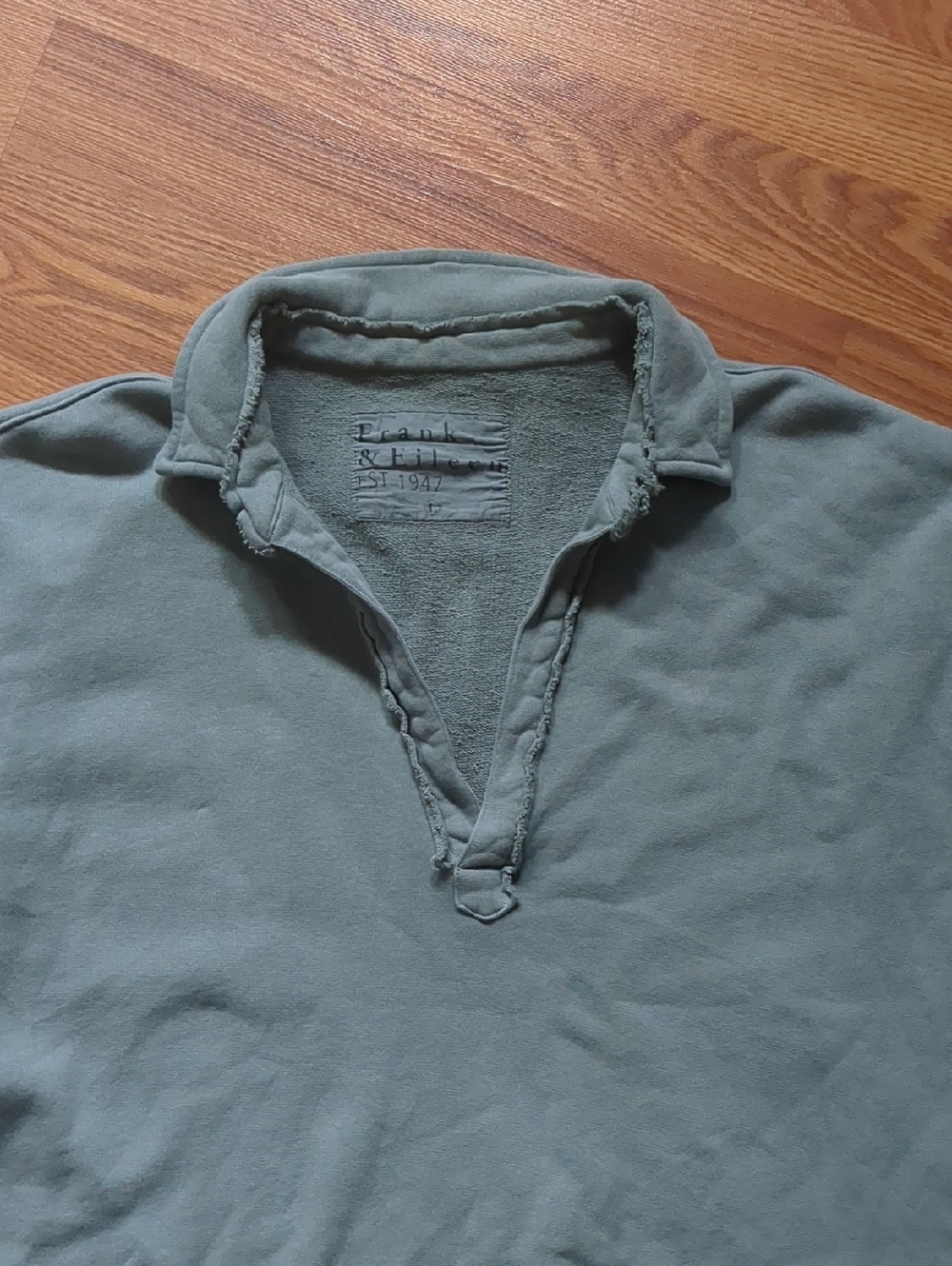 Frank & Eileen Patrick Popover V Neck Sweatshirt - Picture 7 of 13